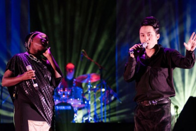 Tùng Dương: 'Tôi không gặp áp lực cơm áo gạo tiền'